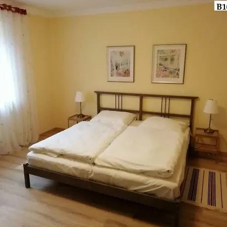 B10rooms
