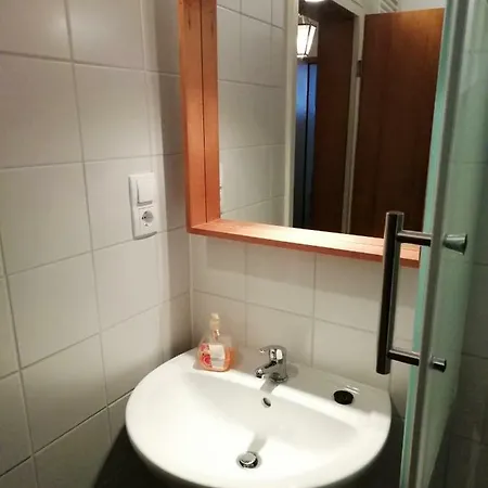 B10rooms